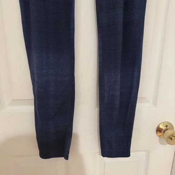 Athleta Icy Chaturanga Tights in Deep Indigo - Picture 4 of 9